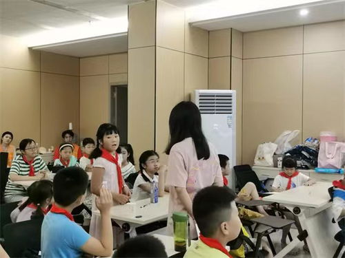 渝中区开展“与情绪共振”主题活动 助力青少年心理健康